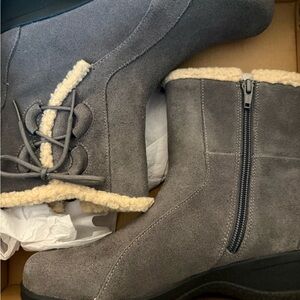 Clarks Gray Suede Ankle Boots with Cream Shearling Trim